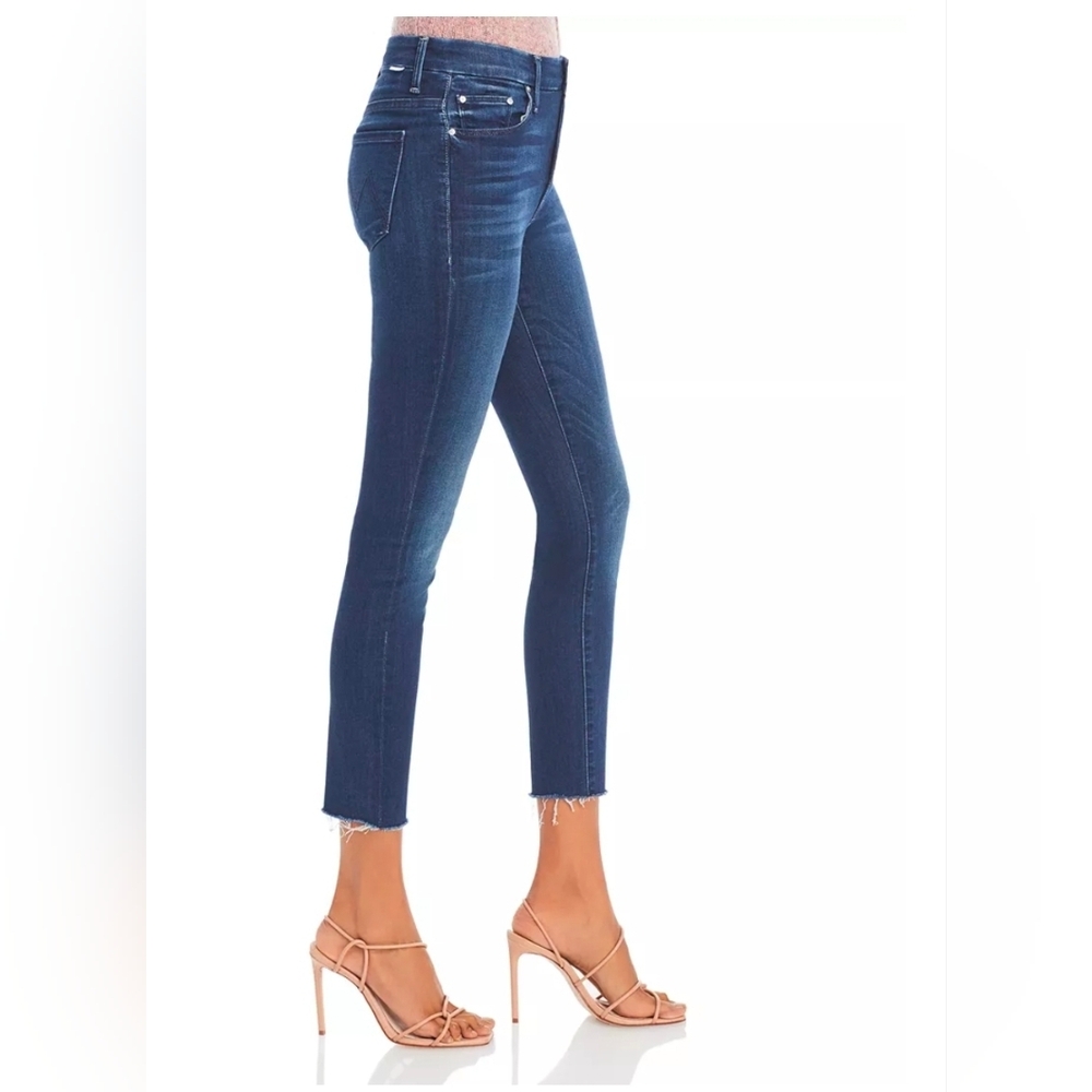 Mother Waisted Looker Ankle Fray Tongue in Chic Meduim Wash Blue Sz 24 - Picture 3 of 16